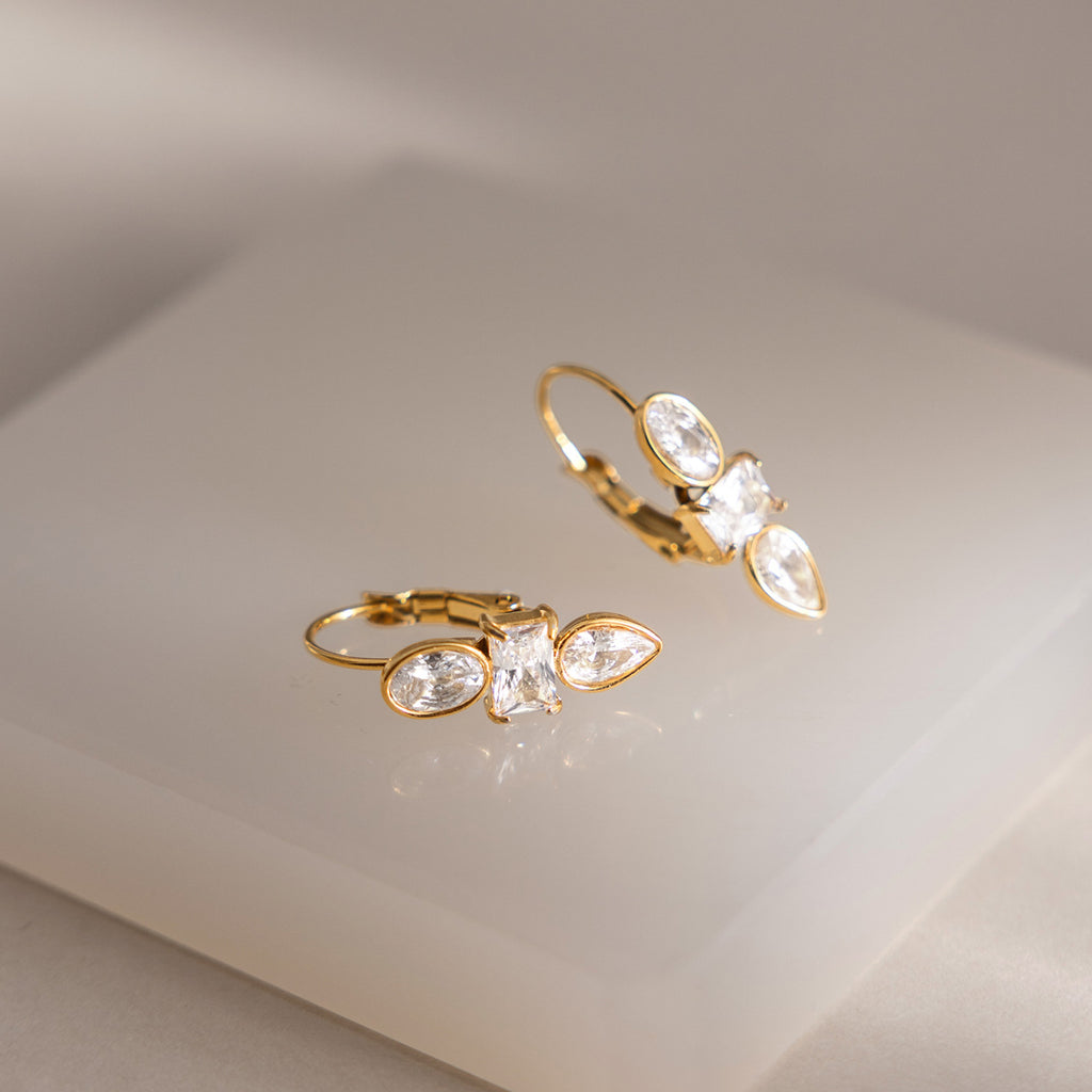 Étoile Lumière Crystal Drop Earrings