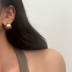 Sculpted Curve Earrings