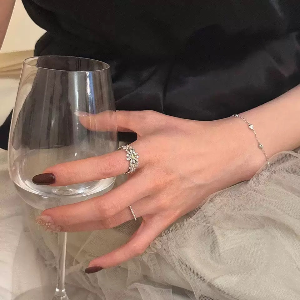 Daisy Bloom Ring