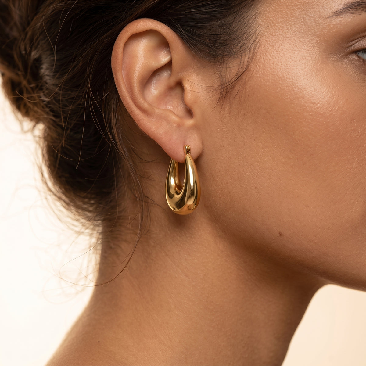 Lustre Drop Earrings